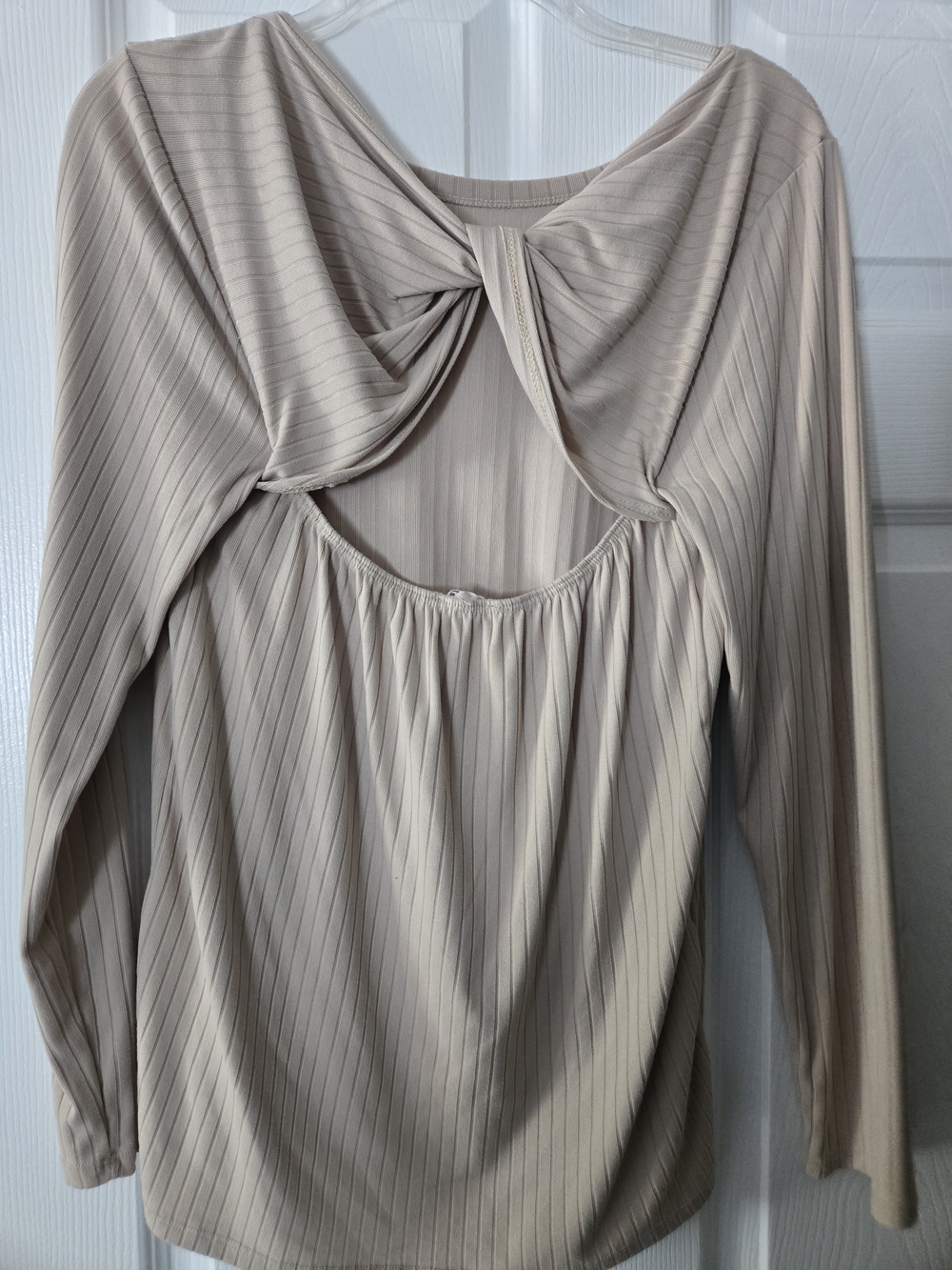 Women's Twist-Back Long Sleeve Top in Light Beige